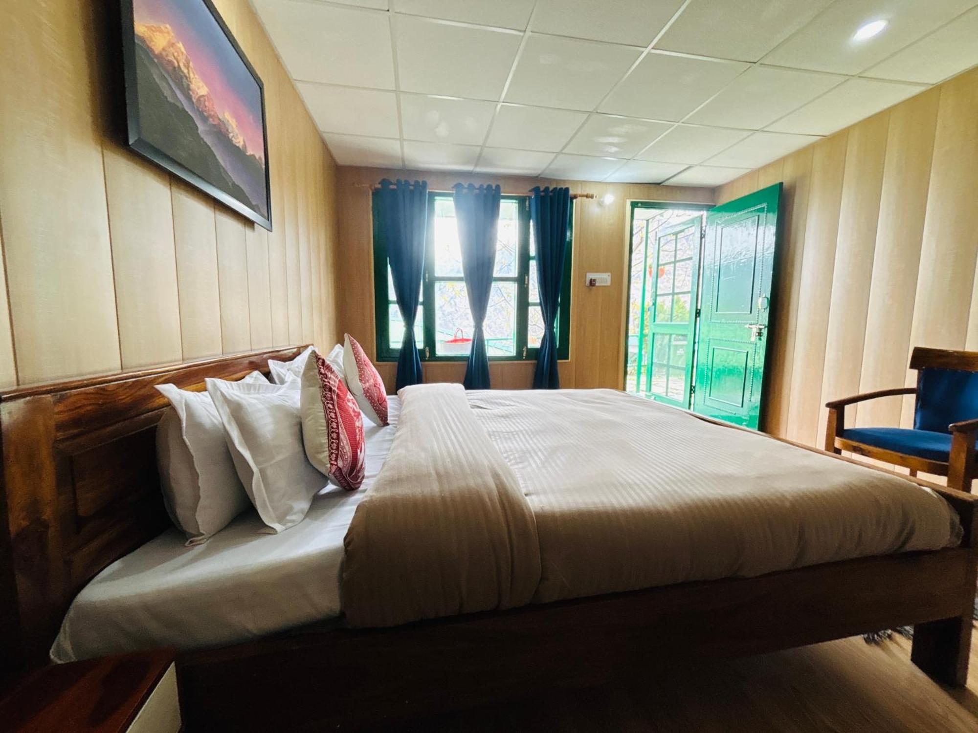 Himalayan High, Auli, By Himalayan Eco Lodges Joshimath Exterior photo