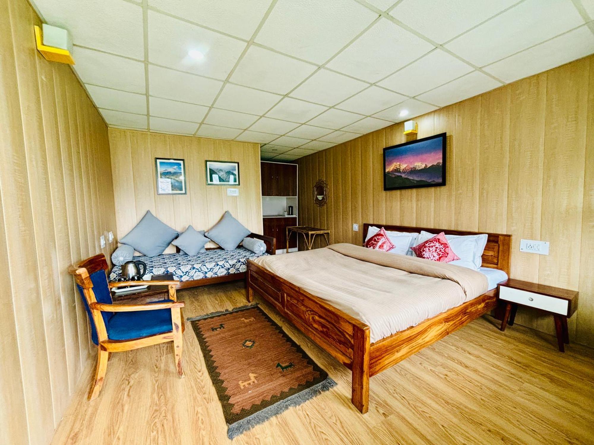 Himalayan High, Auli, By Himalayan Eco Lodges Joshimath Exterior photo